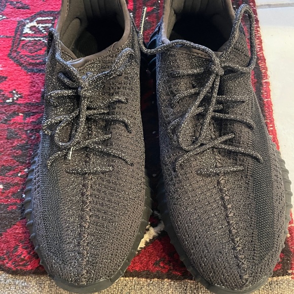 YEEZY Boost 350 Reflective 2019 Adidas Gray Sneakers 9.5 Men’s / 11 women’s - Picture 2 of 11